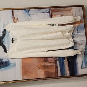 1. STATE V-neck Sweater